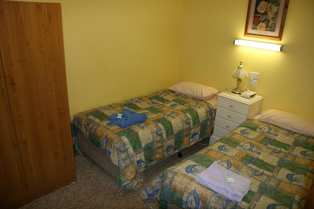Carawatha Gardens Villa Bright Room photo